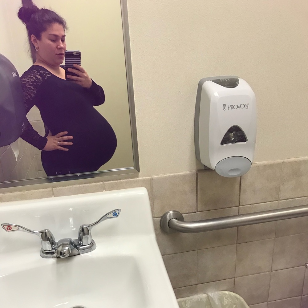 Meet your Posher, Nidia - Picture 10 of 16
